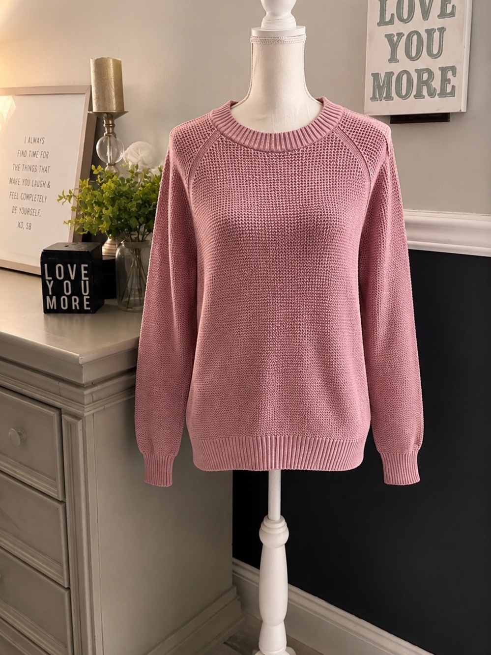 Old Navy SoSoft Pink Knit Crewneck Sweater M